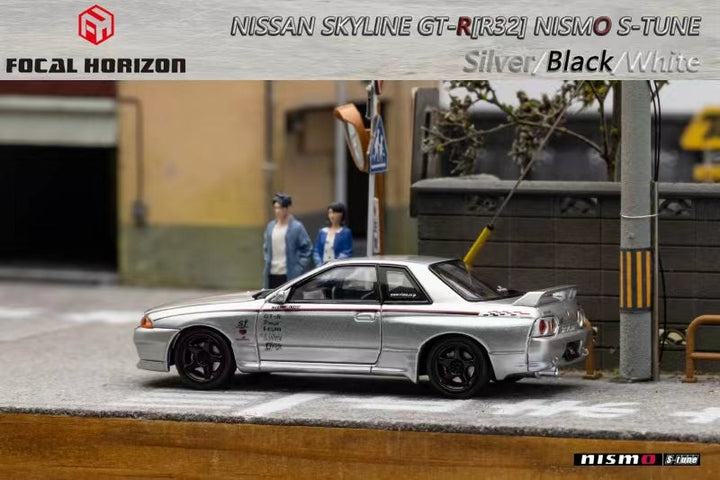 Nissan Skyline R32 GT-R 3rd Gen Nismo S-Tune Silver Nismo Livery 1:64 by Focal Horizon Scene View Side