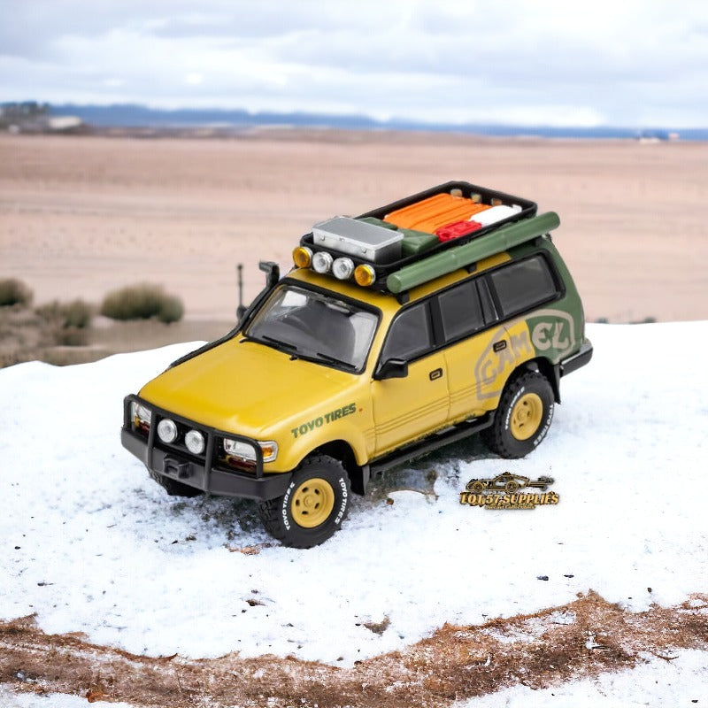 Toyota Land Cruiser LC80 Camel Cup Version With Accessories 1:64