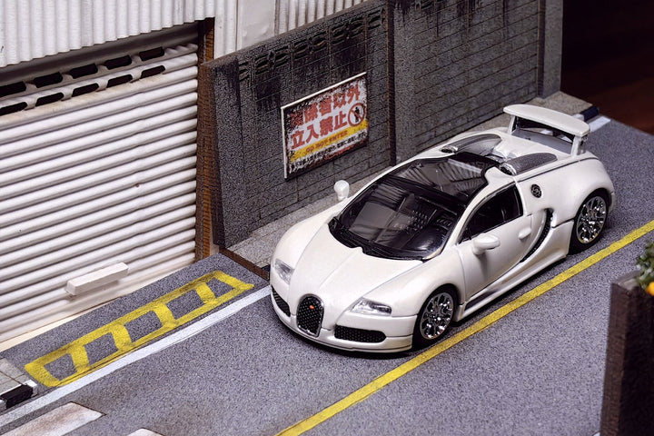 Bugatti Veyron in White With Adjustable Wing 1:64 by Mortal