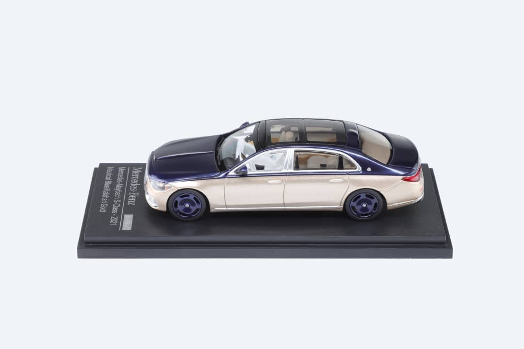 Mercedes-Benz 2021 Maybach W223 Blue-Gold 2-Tone Licensed Product 1:64 by AR Box Mounted Side View