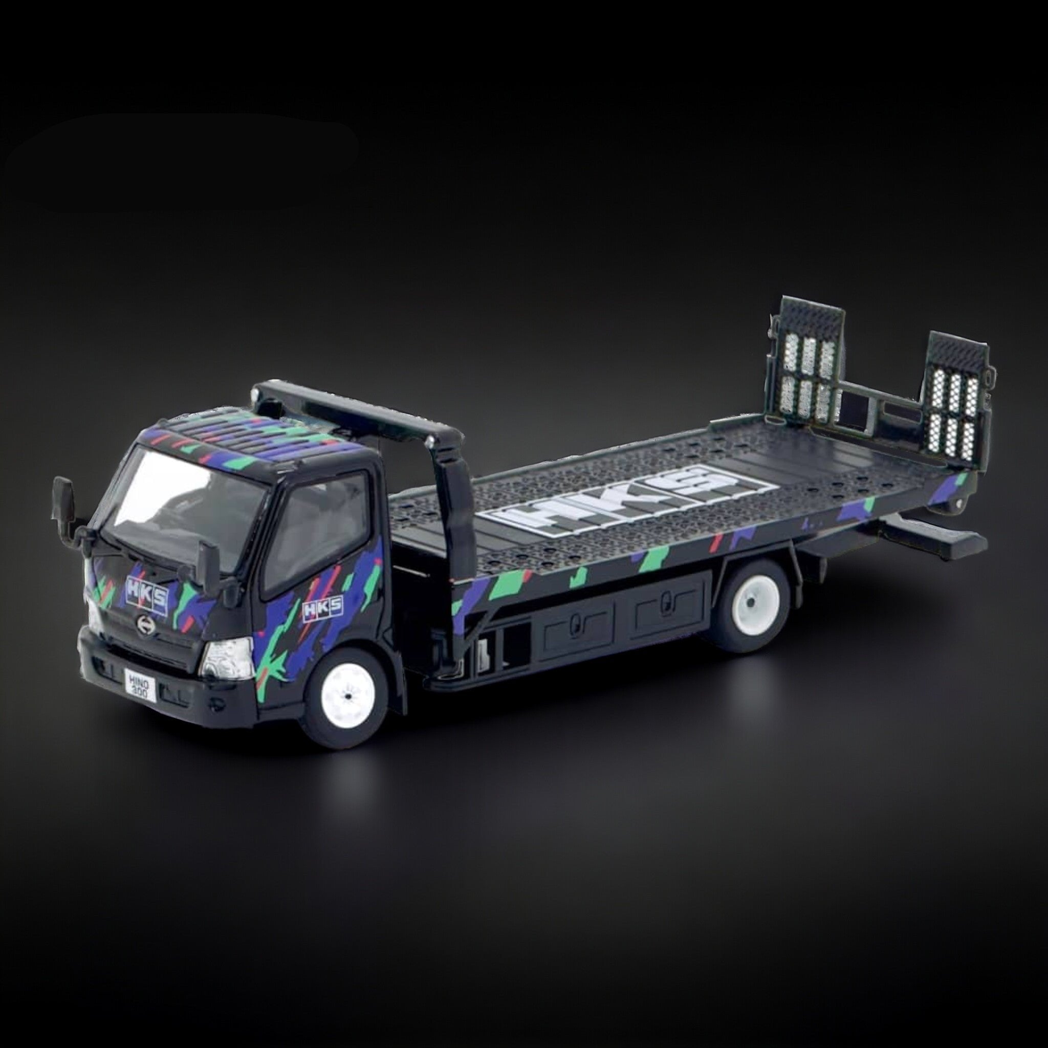 Hino 300 Dutro Flatbed Flatbed Tow Truck in HKS Livery 1:64