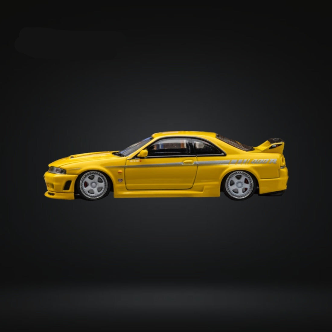 Nissan Skyline R33 GT-R 4TH Gen 400R in Yellow Openable Hood 1:64 by Focal Horizon Side View