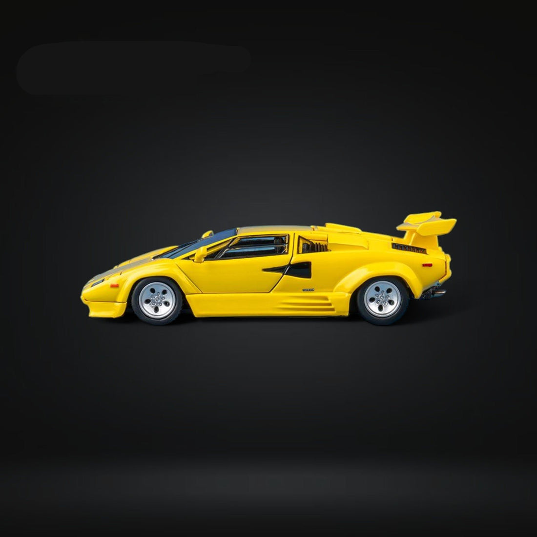 Lamborghini Countach LP5000 QV yellow 1:64 by FindClassically - 3