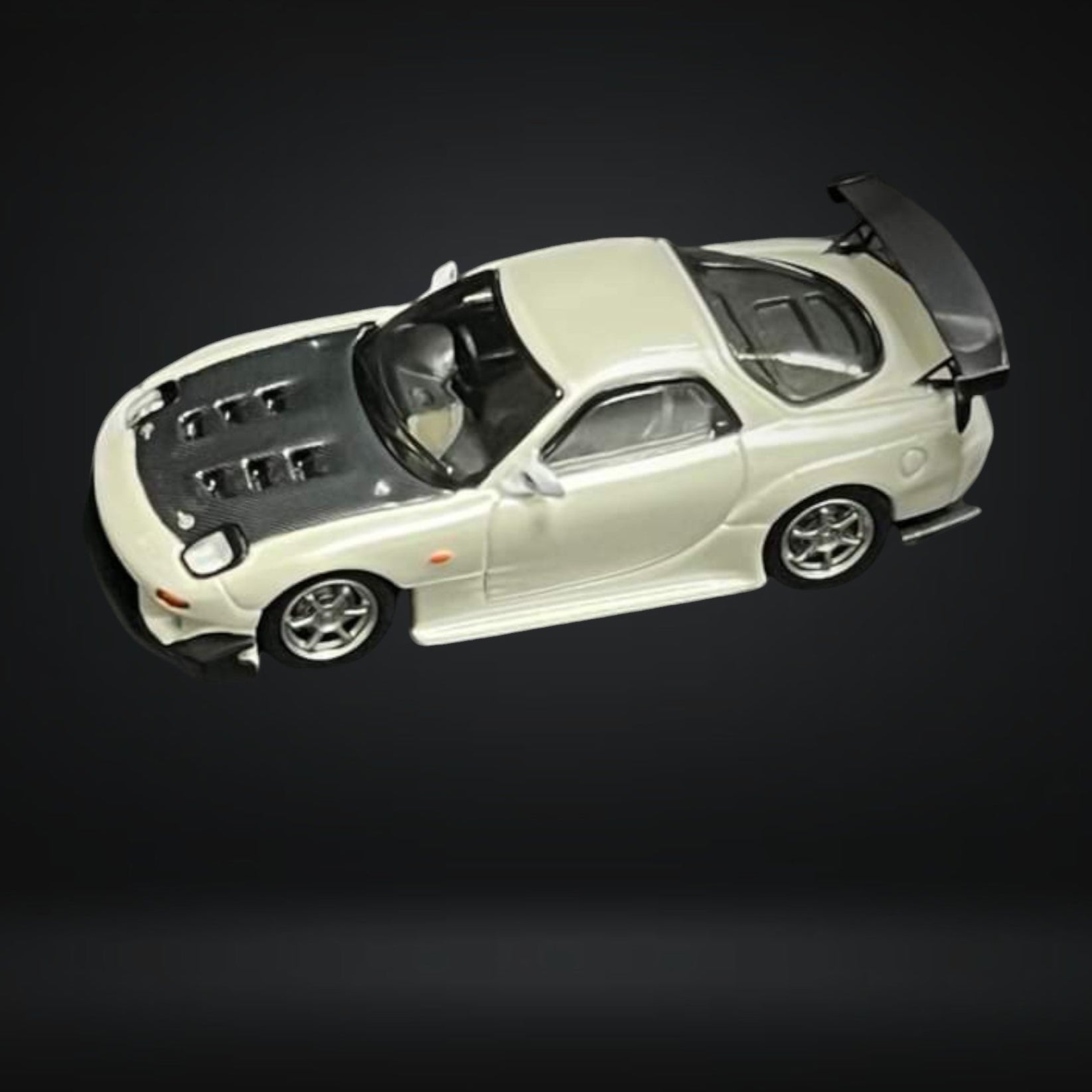 Mazda FD3S RX-7 in Pearl White 1:64 by 123 Hobby