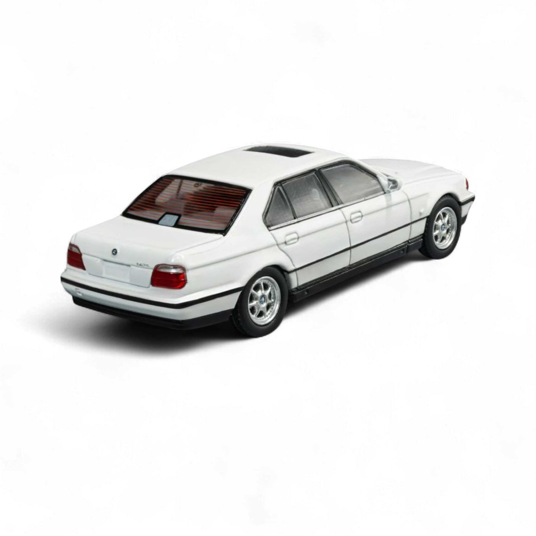 BMW E38 740iL 7-Series in White 1:64 by DCM  2