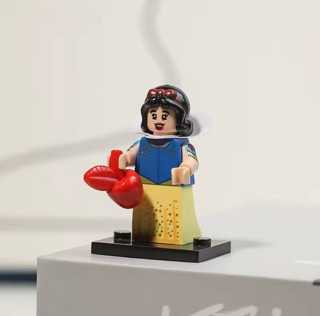 Snow White Minifigure for Lego
