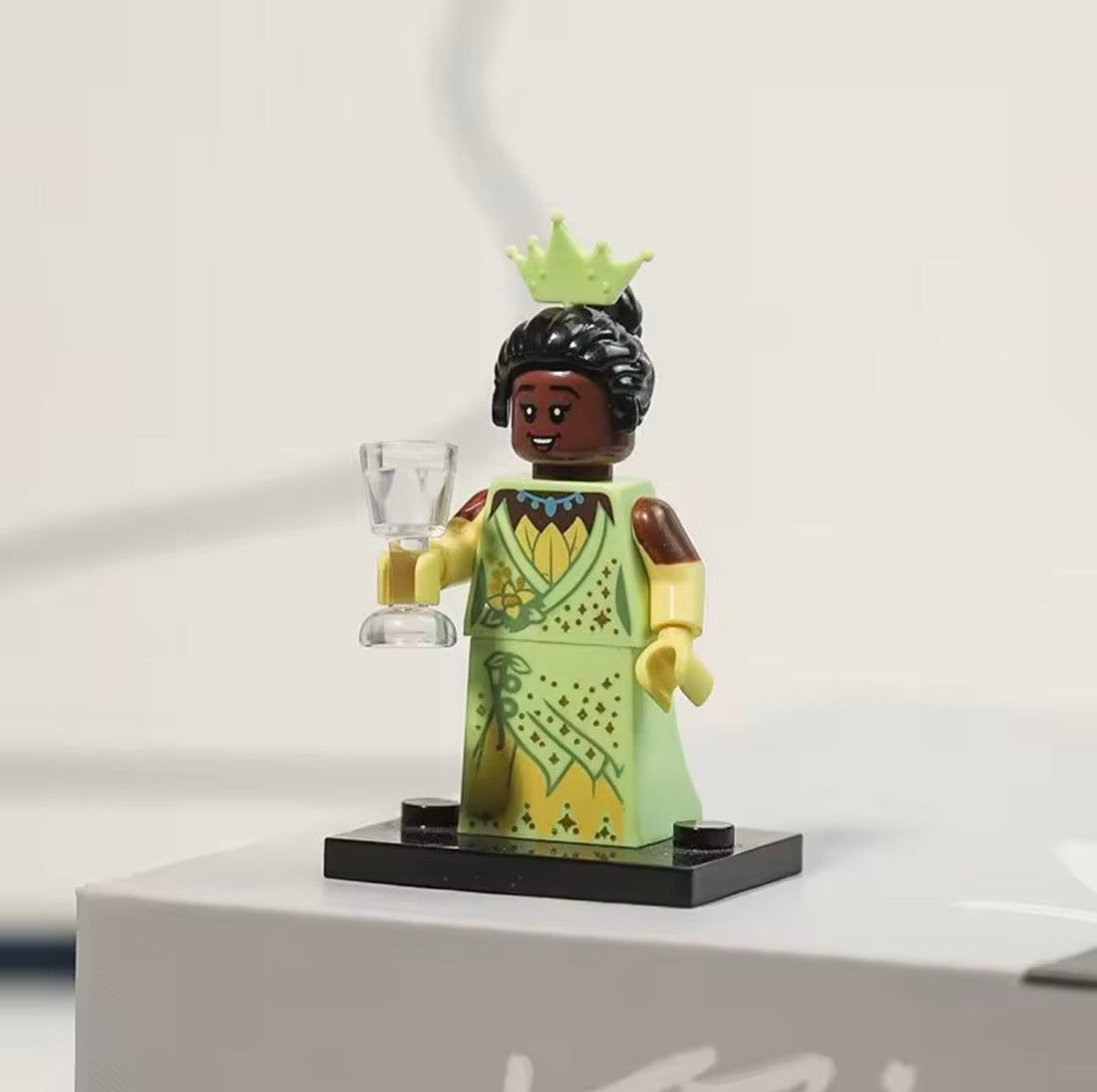 Princess Tiana Minifigure for Lego