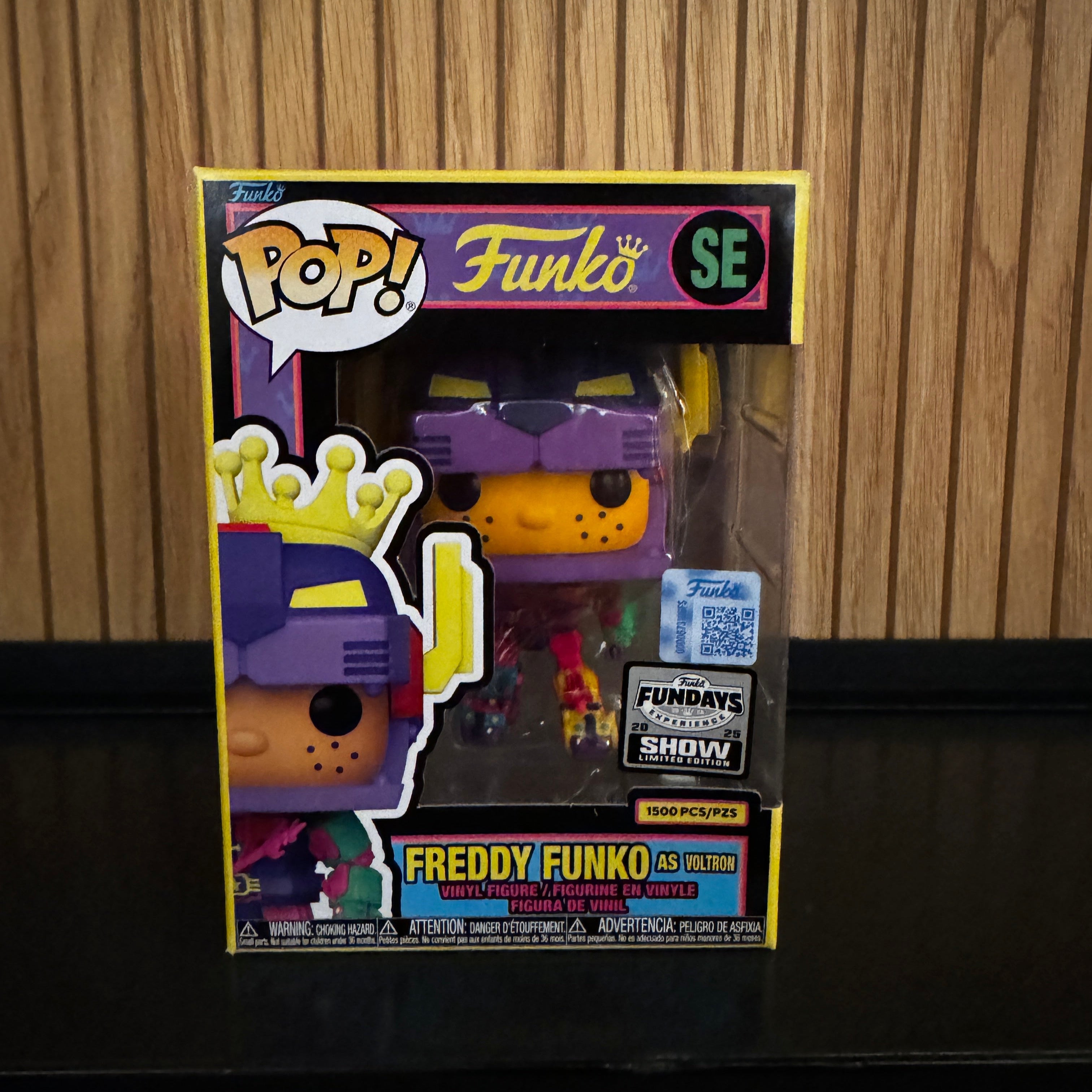 Funko Fundays Experience 2025: Pop! Originals Freddy Funko as Voltron (Blacklight) LE1500
