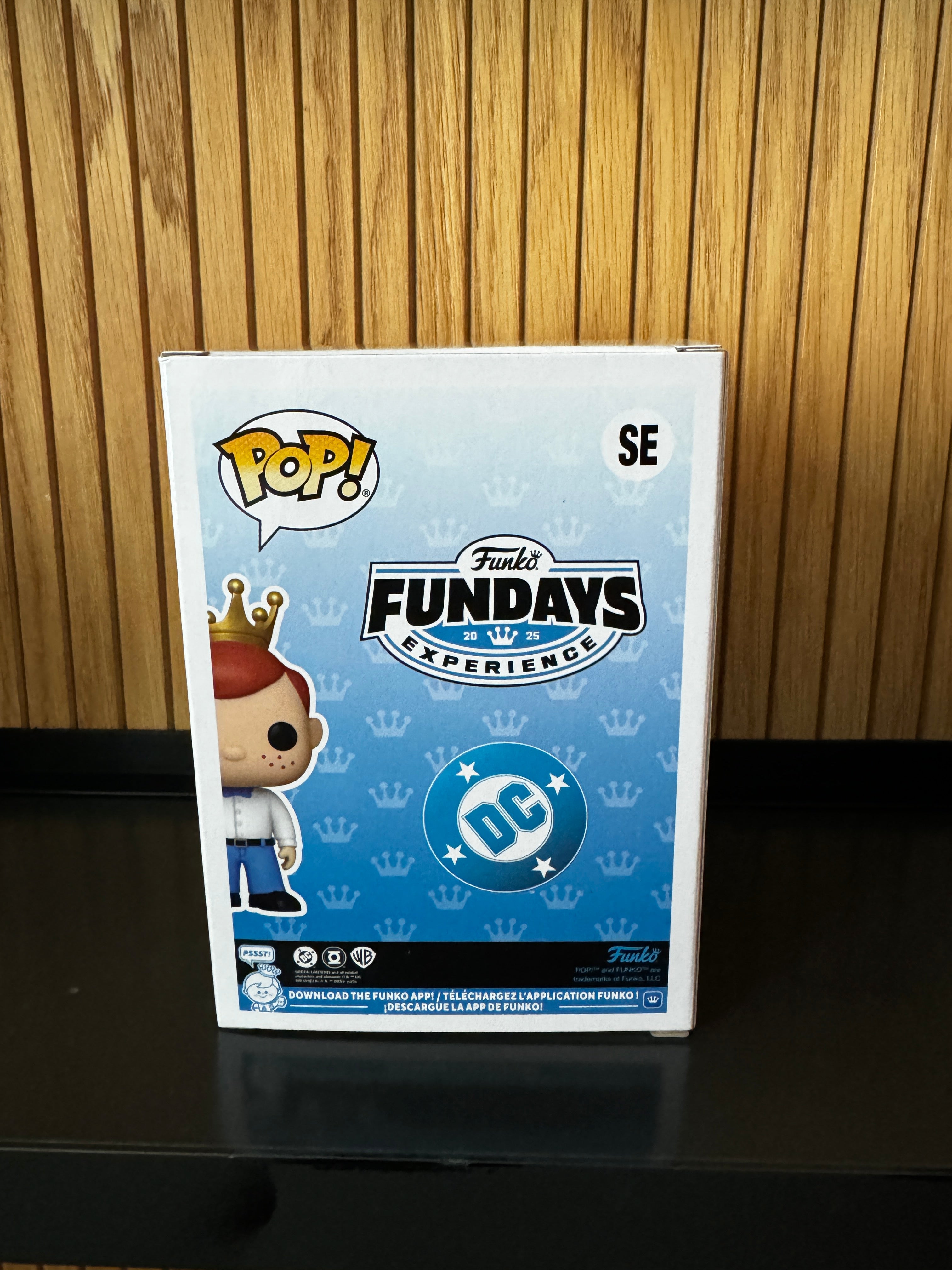Funko Fundays Experience 2025: Pop! Originals DC Freddy Funko as Sinestro Corps () LE500 7