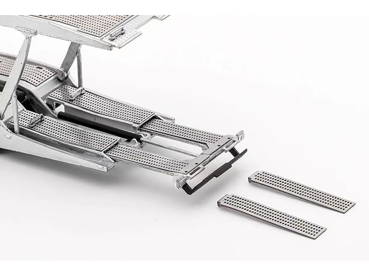 Mercedes-Benz Actros Auto Transporter White 1/64 Diecast Model by GCD-2