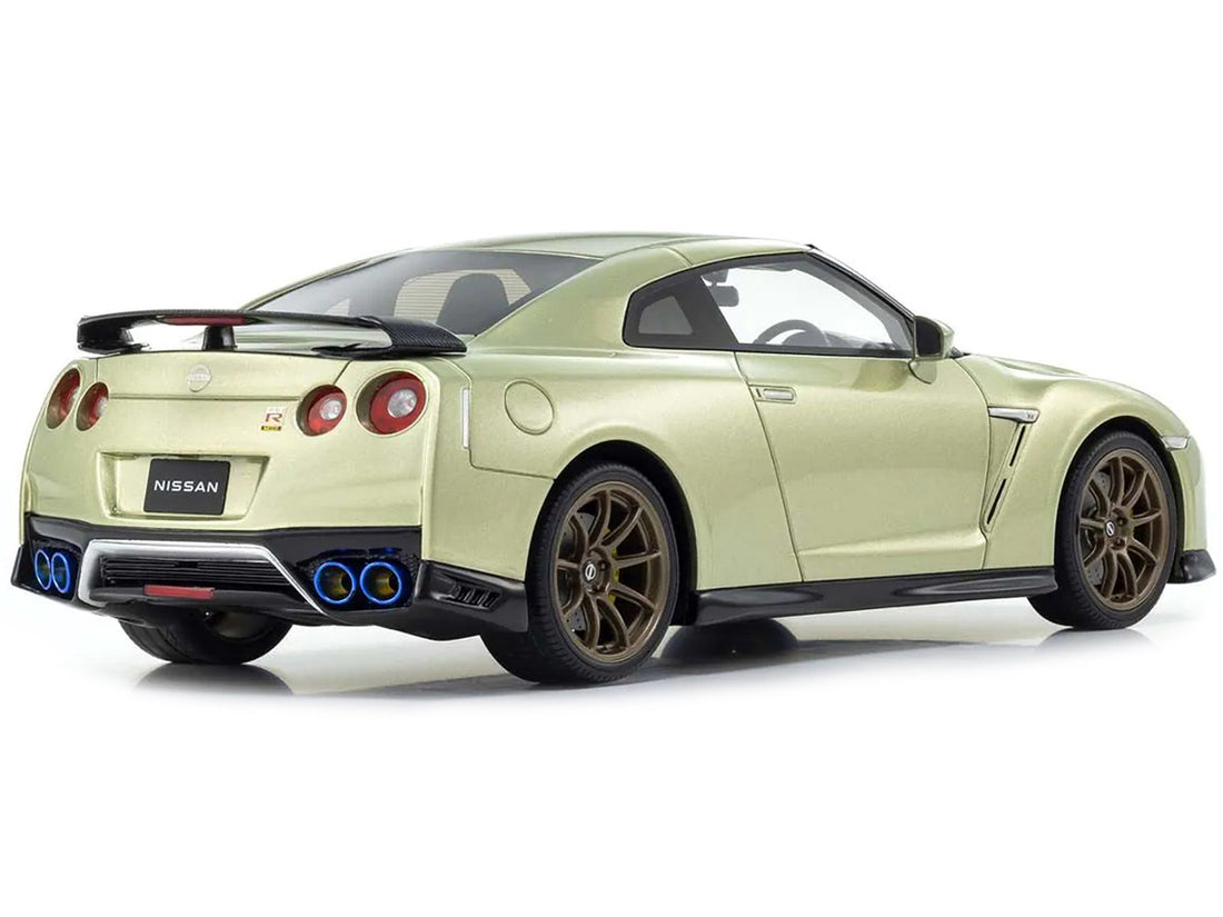 Nissan GT-R Premium Edition T-Spec RHD (Right Hand Drive) Millenium Jade Green Metallic 1/18 Model Car by Kyosho-2