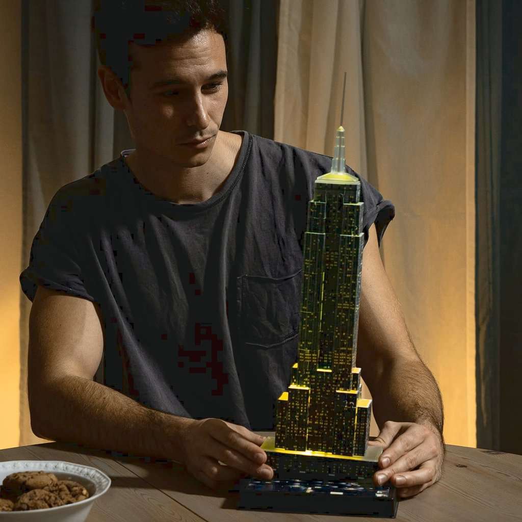 Light-Up Empire State Building 228 Piece 3D Jigsaw Puzzle Ravensburger 5