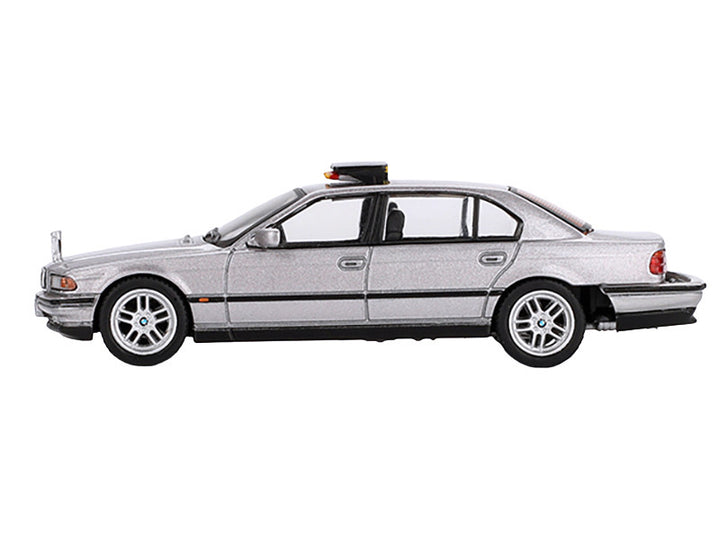 BMW 750IL Gray Metallic 007 James Bond "Tomorrow Never Dies" (1997) Movie Limited Edition 1/64 Diecast Model Car by Mini GT-0