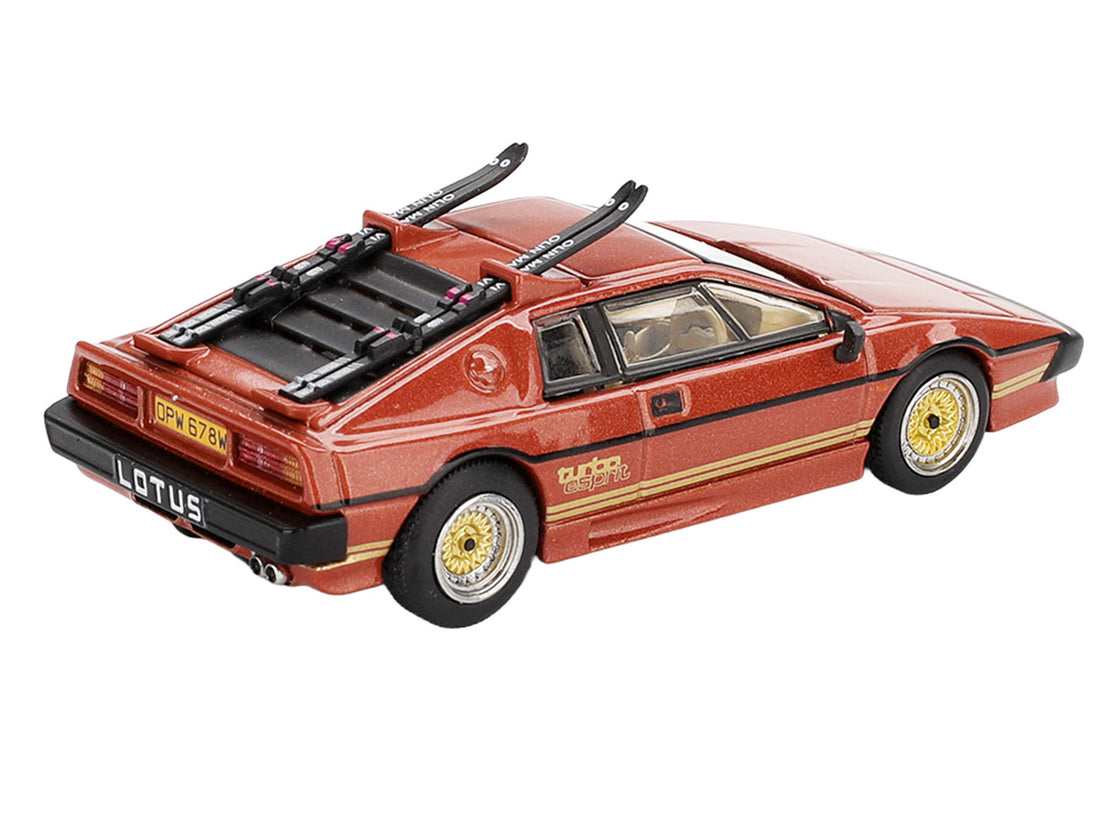 Lotus Esprit Turbo RHD (Right Hand Drive) Copper Fire Metallic with Skiis 007 James Bond "For Your Eyes Only" (1981) Movie Limited Edition 1/64 Diecast Model Car by Mini GT