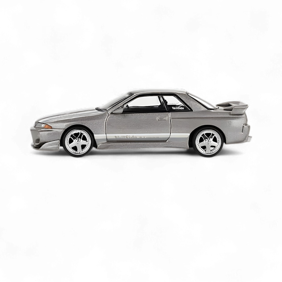 Nissan Skyline GT-R (R32) Veilside Combat C-I Veilside Combat Grey #971 1:64 by Mini GT 3