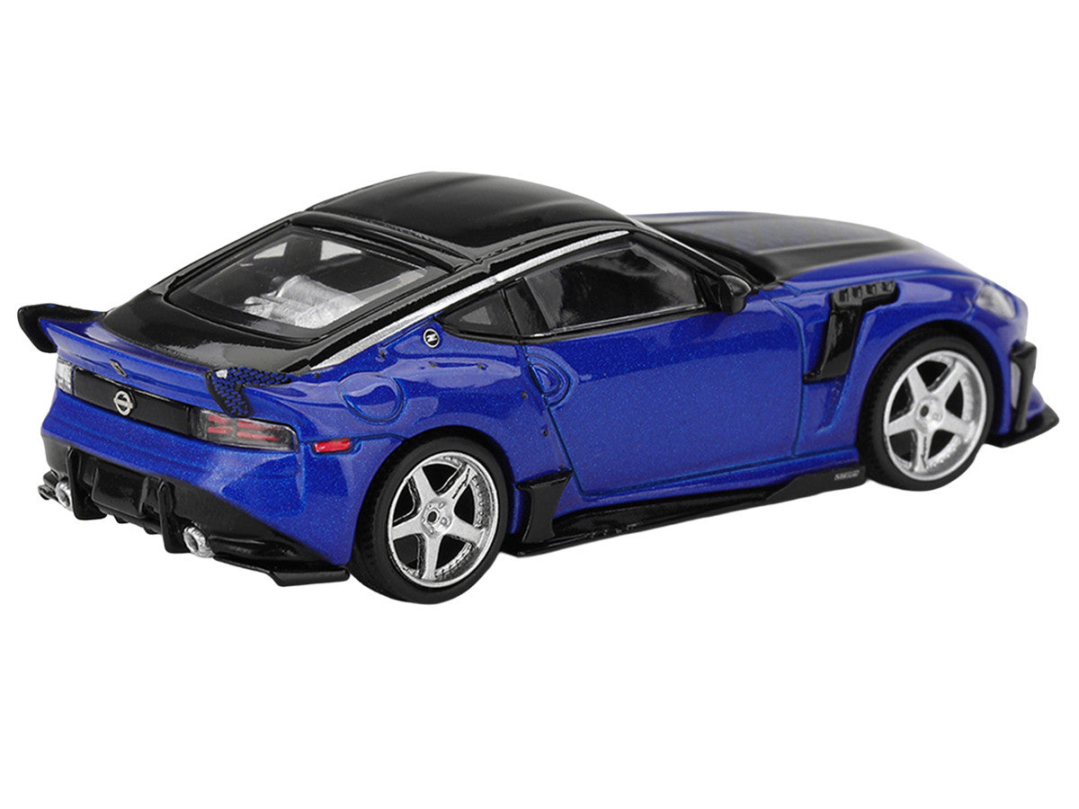 Nissan Z VeilSide FFZ400 Seiran Blue Mini GT rear three-quarter view