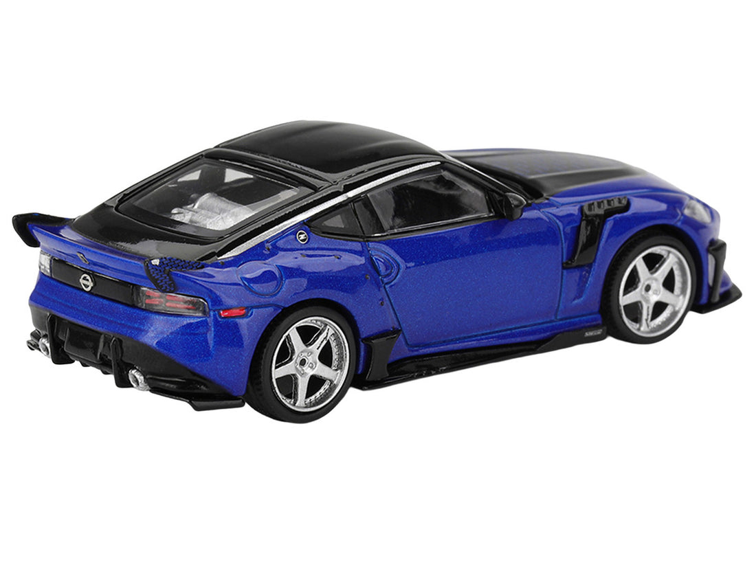 Nissan Z VeilSide FFZ400 Seiran Blue Mini GT rear three-quarter view