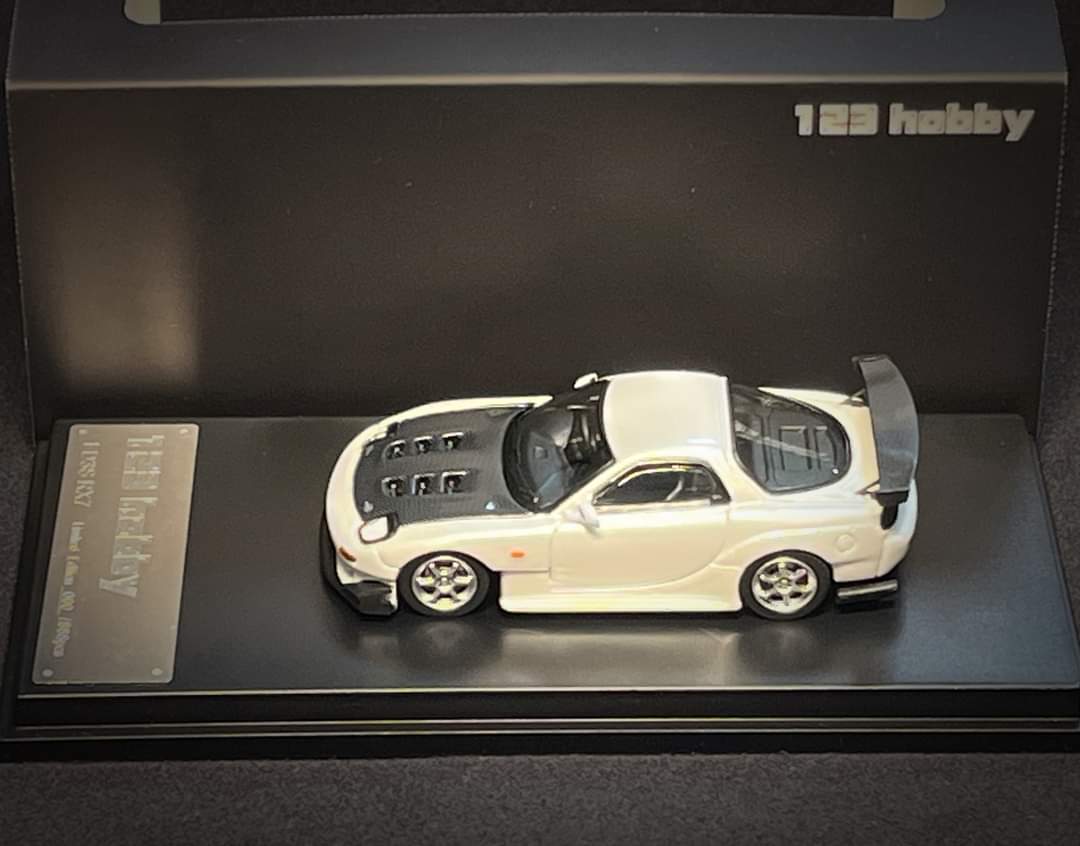 Mazda FD3S RX7 1:64 Scale Diecast Model by 123 Hobby