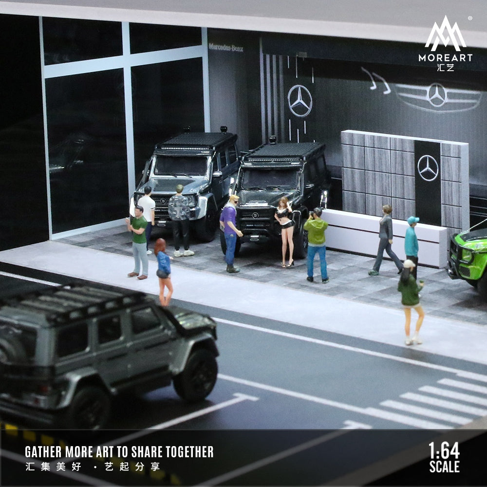 Mercedes-Benz Showroom Model Scene Diorama with LED Light 1:64 Scale Diecast by MoreArt MO936004 - 3