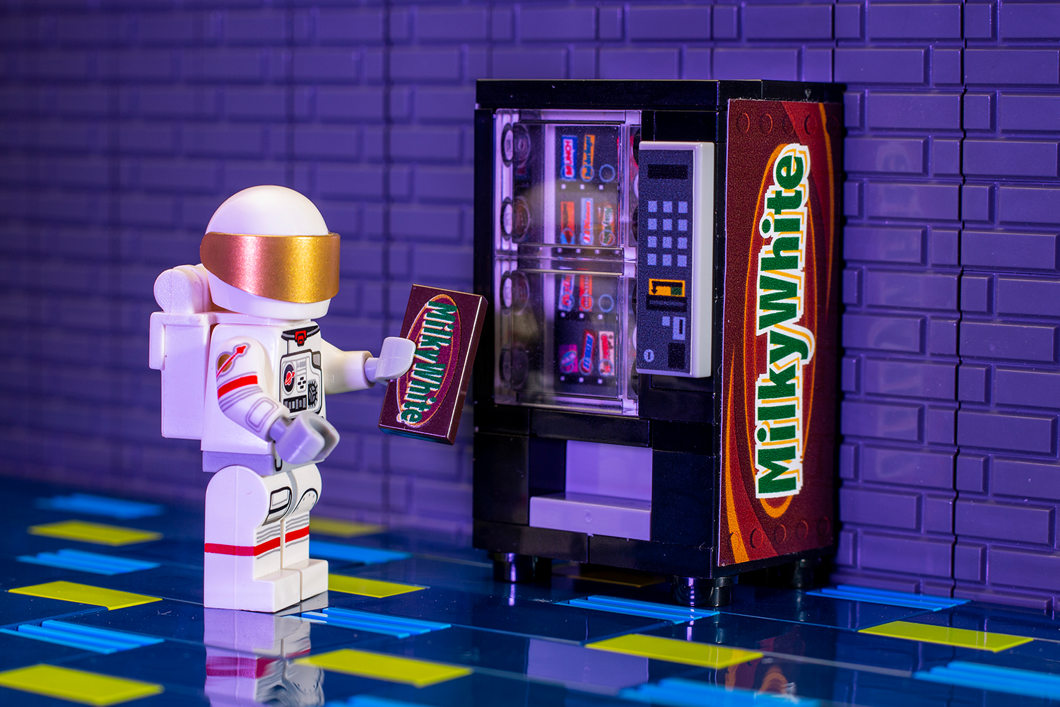 Milky White - B3 Customs® Candy Vending Machine 2