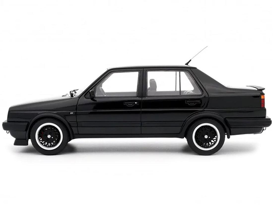 1987 Volkswagen Jetta Mk2 Black Limited Edition to 2000 pieces Worldwide 1/18 Model Car by Otto Mobile-3