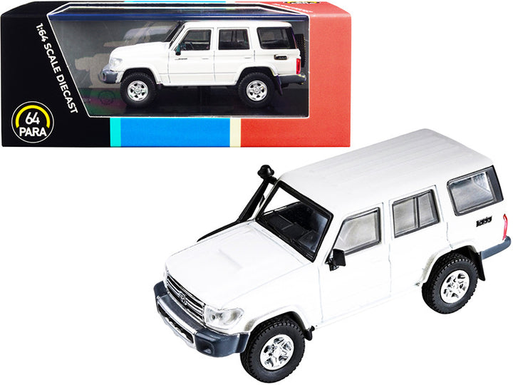 Toyota Land Cruiser 76 French Vanilla Pearl White 1/64 Diecast Model Car by Paragon-0