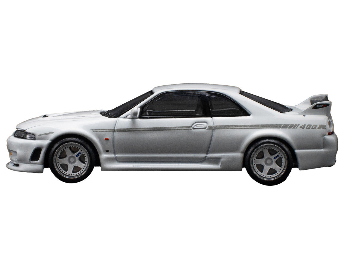 GTR Nismo 400R RHD (Right Hand Drive) White 1/64 Diecast Model Car by Pop Race-2