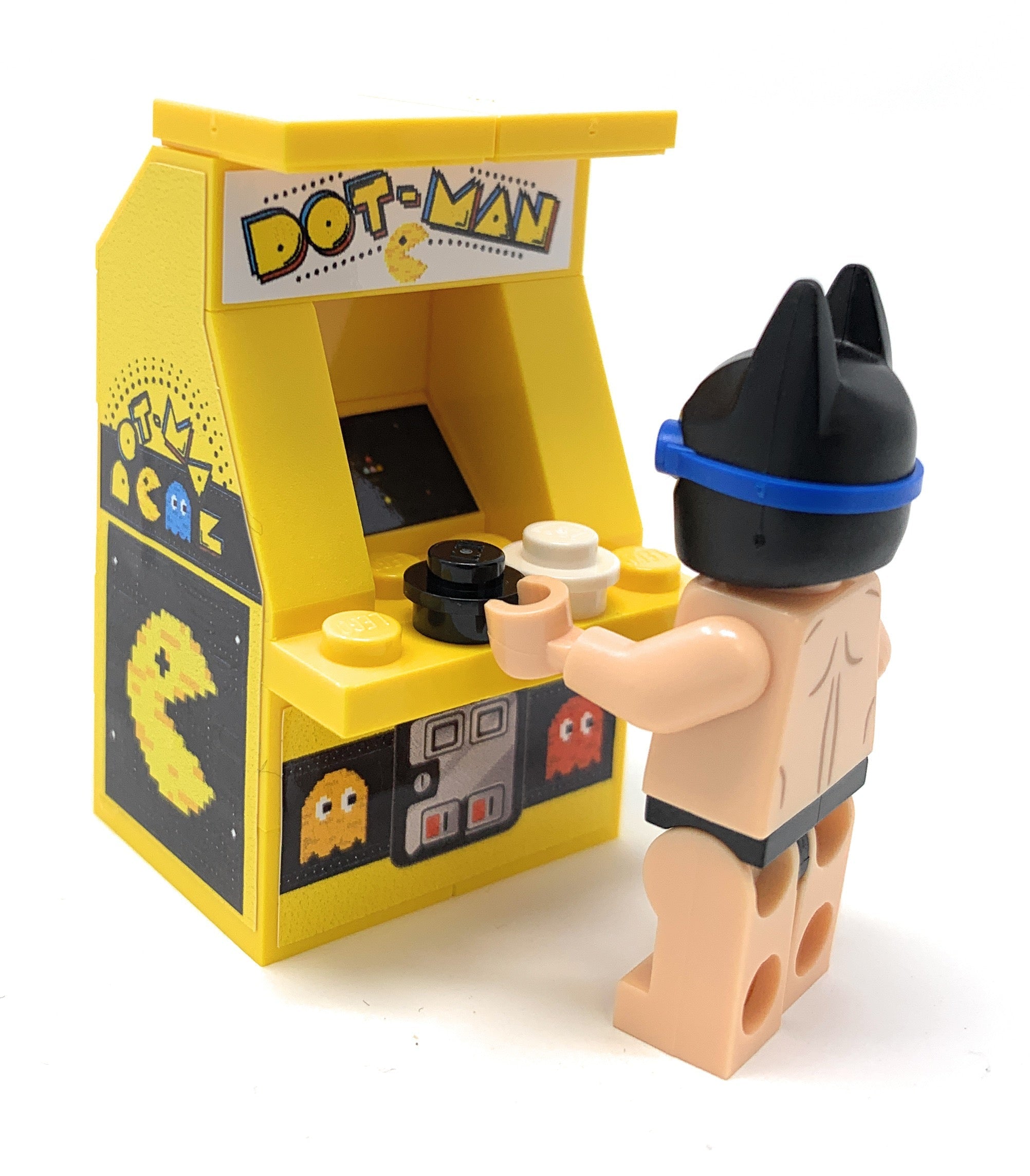 VAULTED!! EXCLUSIVE B3 Customs Dot-Man Arcade Machine 4