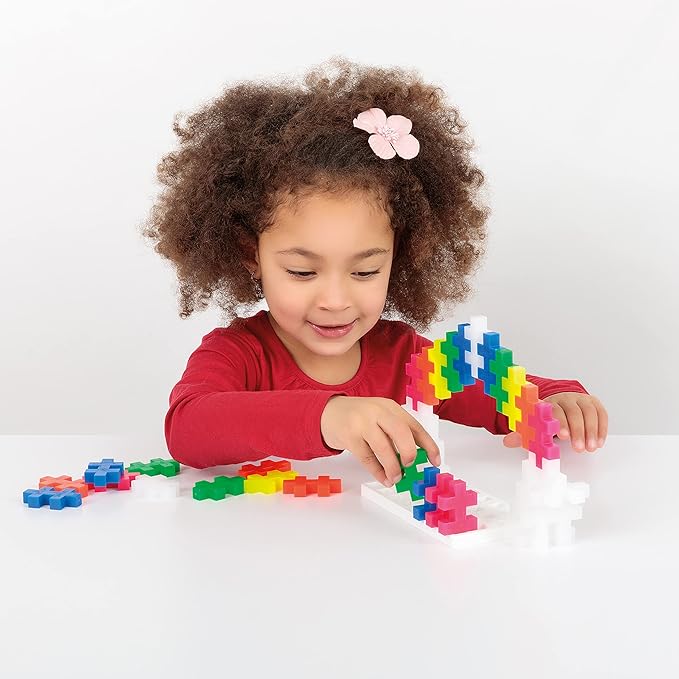Plus Plus Big 200 Piece Tub Puzzle Blocks Building in Action 1