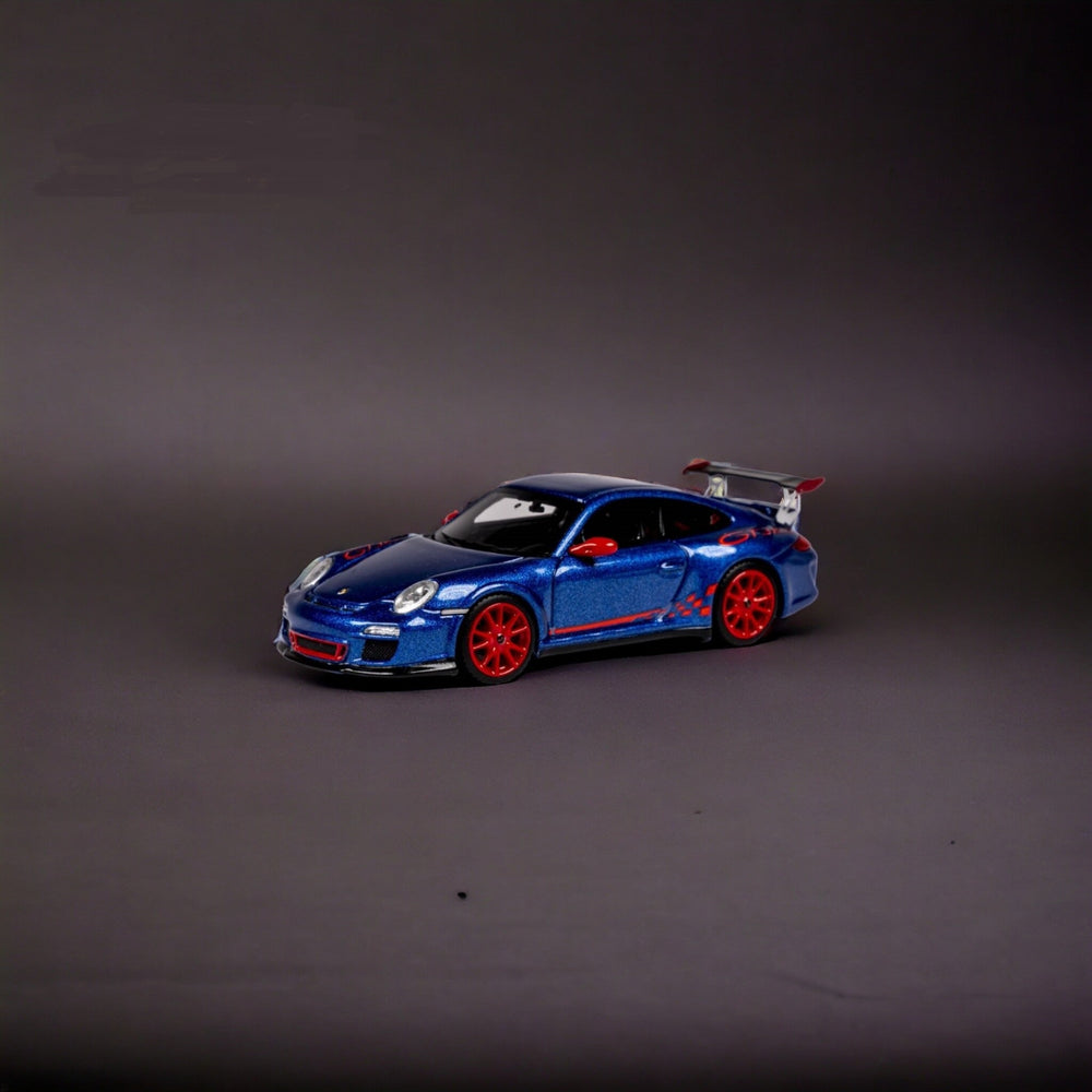 Porsche 997.2 GT3 RS Aqua Blue Metallic AQUABLAU 1:64 Resin by Cars' Lounge Side View