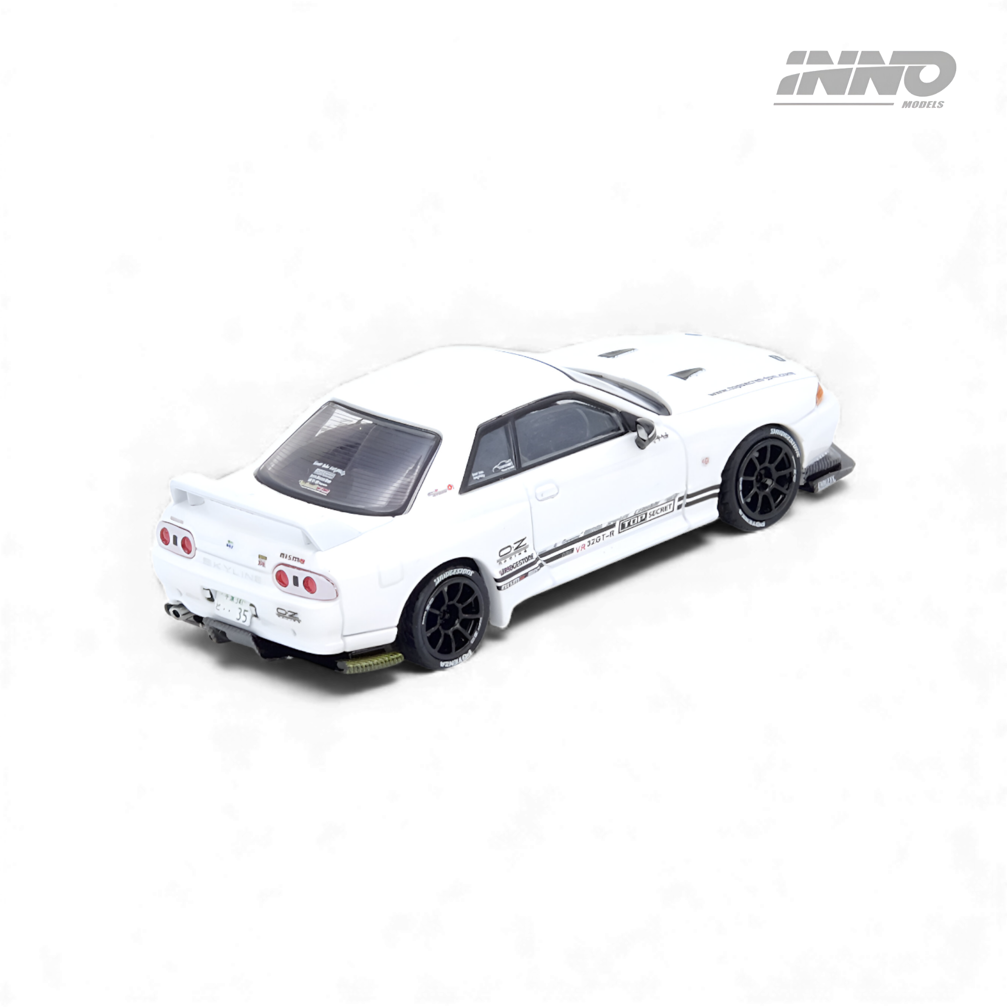 Nissan Top Secret VR32 GT-R White 1:64 by INNO64  3