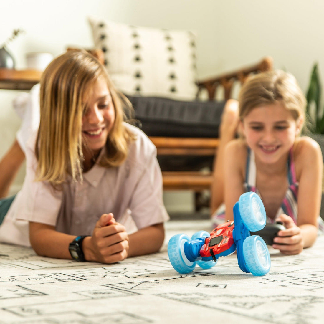 Forece1 Cyclone LED Remote Control (RC) Stunt Car 