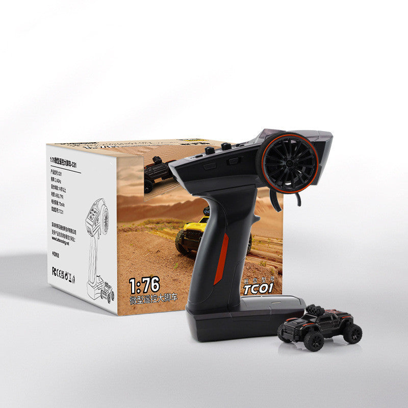 C81 Rechargeable RC Monster Truck with Remote Control Set 2