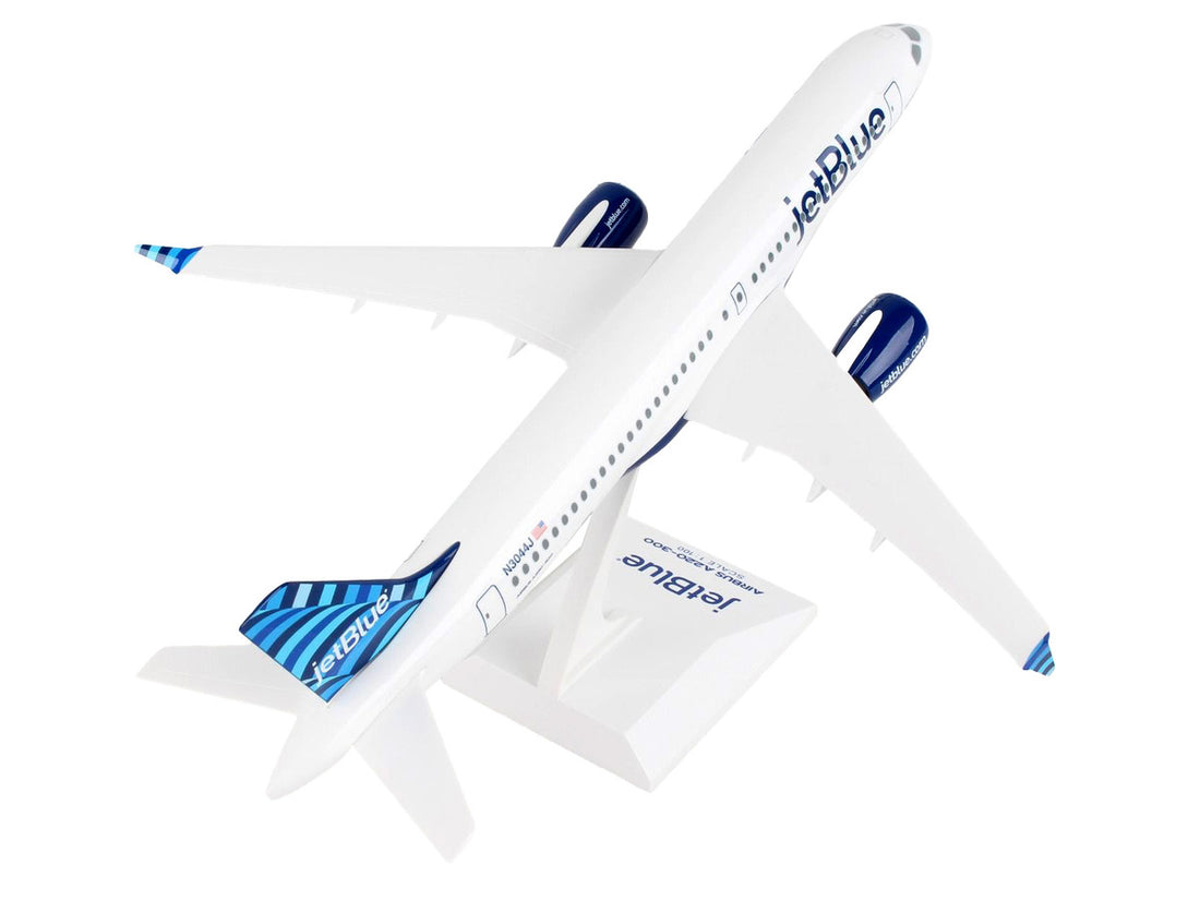 Airbus A220-300 Commercial Aircraft with Landing Gear "JetBlue Airways" (N3044J) White with Blue Tail (Snap-Fit) 1/100 Plastic Model by Skymarks-3