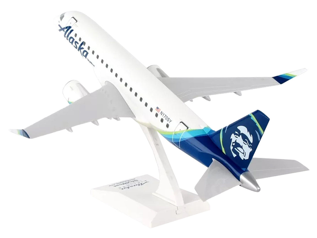 Embraer E175 Commercial Aircraft "Alaska Airlines - SkyWest Airlines" (N170SY) White with Blue Tail (Snap-Fit) 1/100 Plastic Model by Skymarks-2