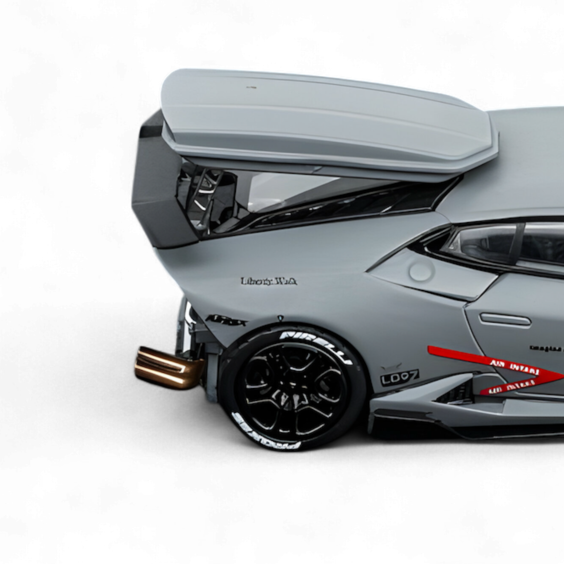 Lamborghini Cartelfunds LP610-4 Twin Turbo - Gray 1:64 by FindClassically  3