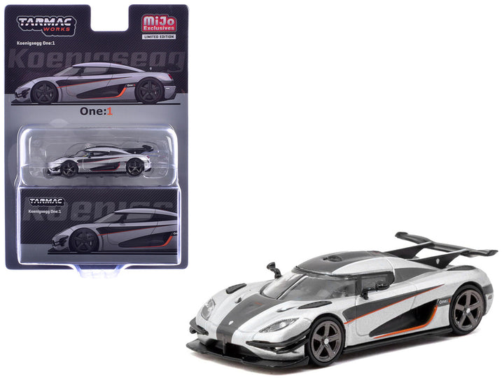Koenigsegg One:1 Silver Metallic 1/64 Tarmac Works diecast model with Global64 blister packaging.