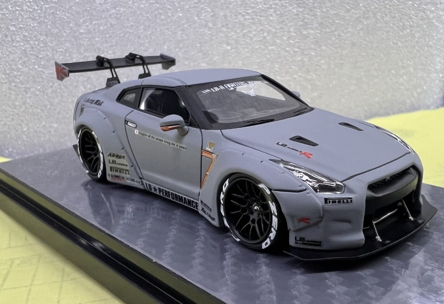 Nissan Skyline GT-R R35 Fighter Grey / Candy Red Limited to 299 Pcs Each 1:64 by Error404 Gray Close Up