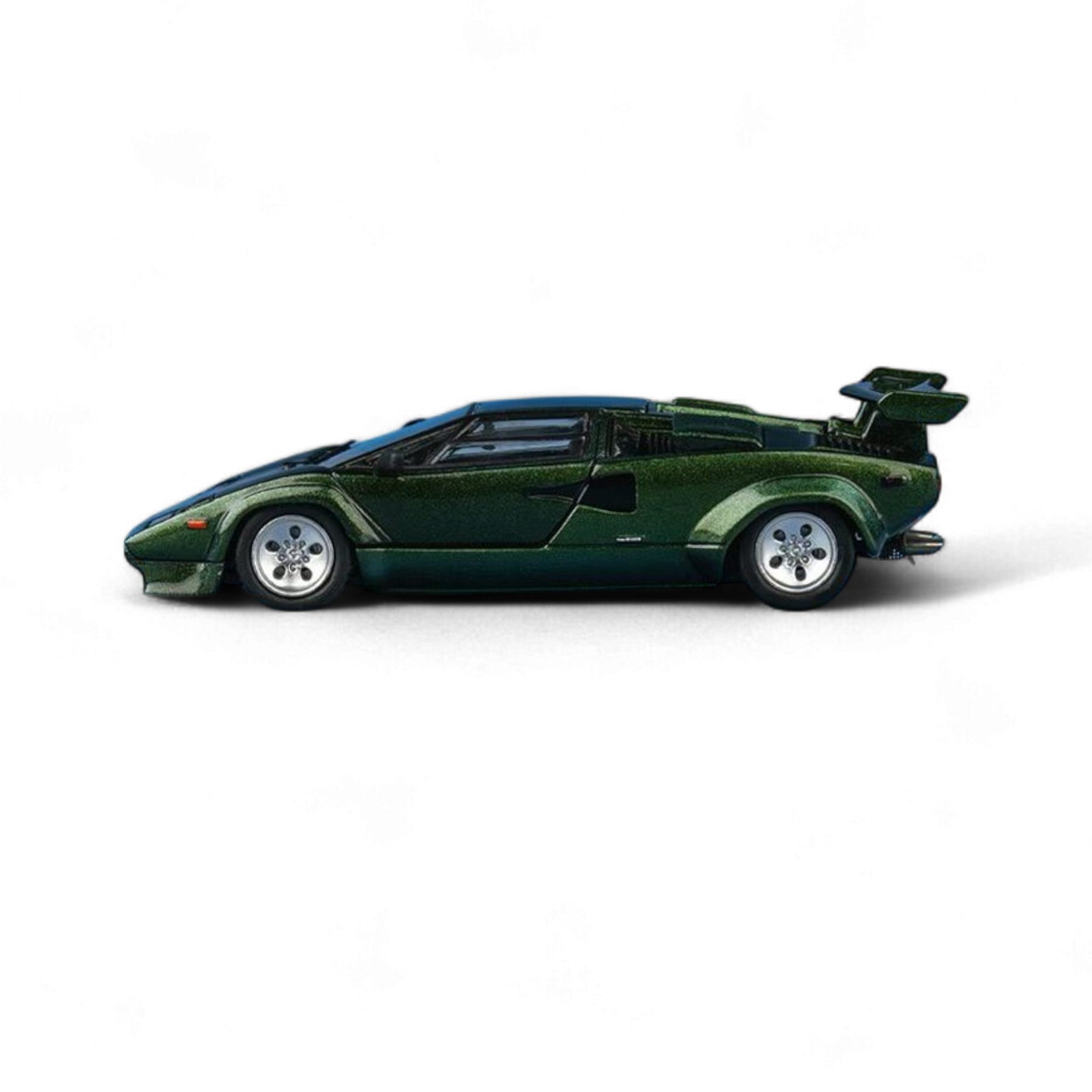 Countach LP5000S - Canepa Green 1:64 by Findclassically  3