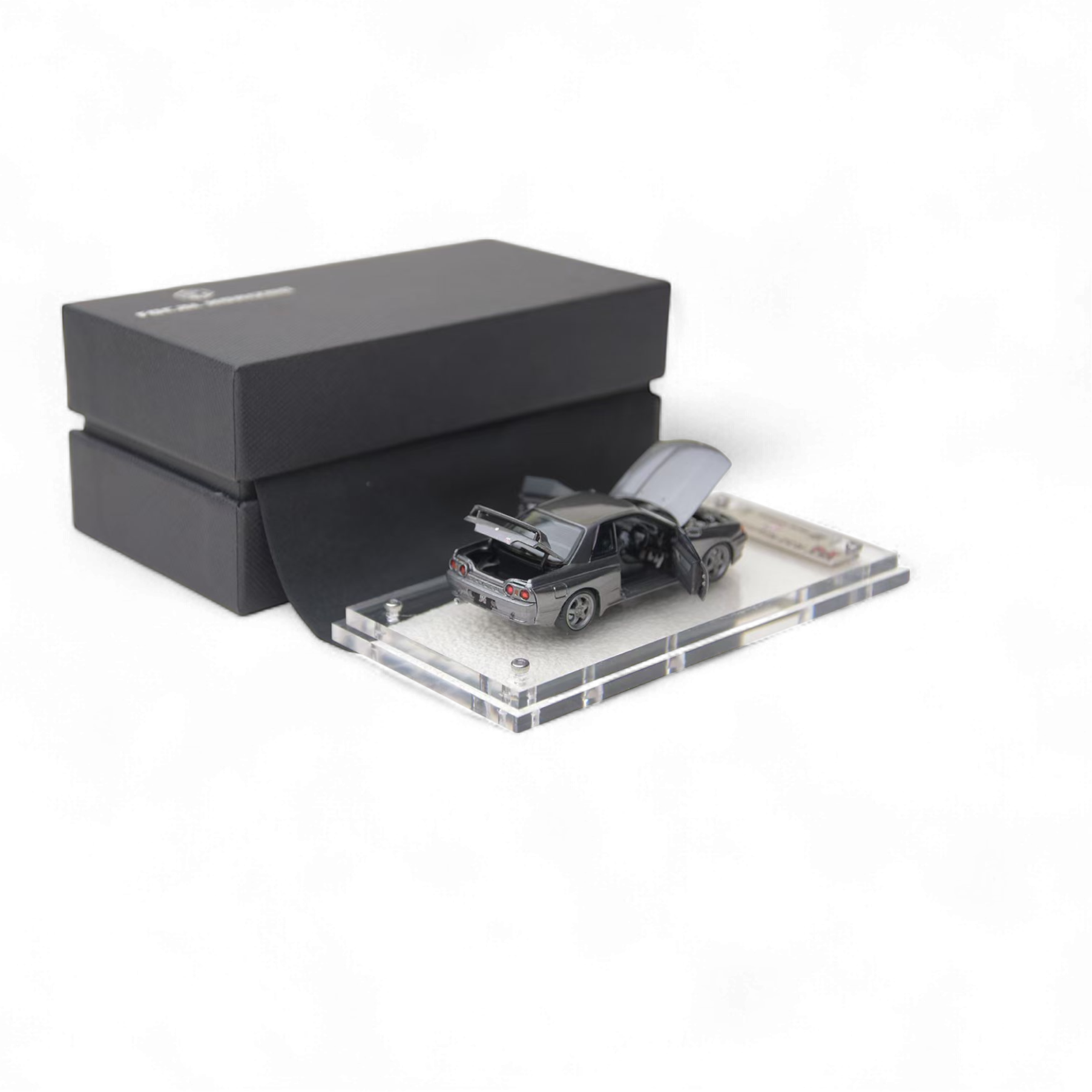 Nissan Skyline GT-R R32 Nismo S-Tune Gun Grey 1:64 by Focal Horizon  3