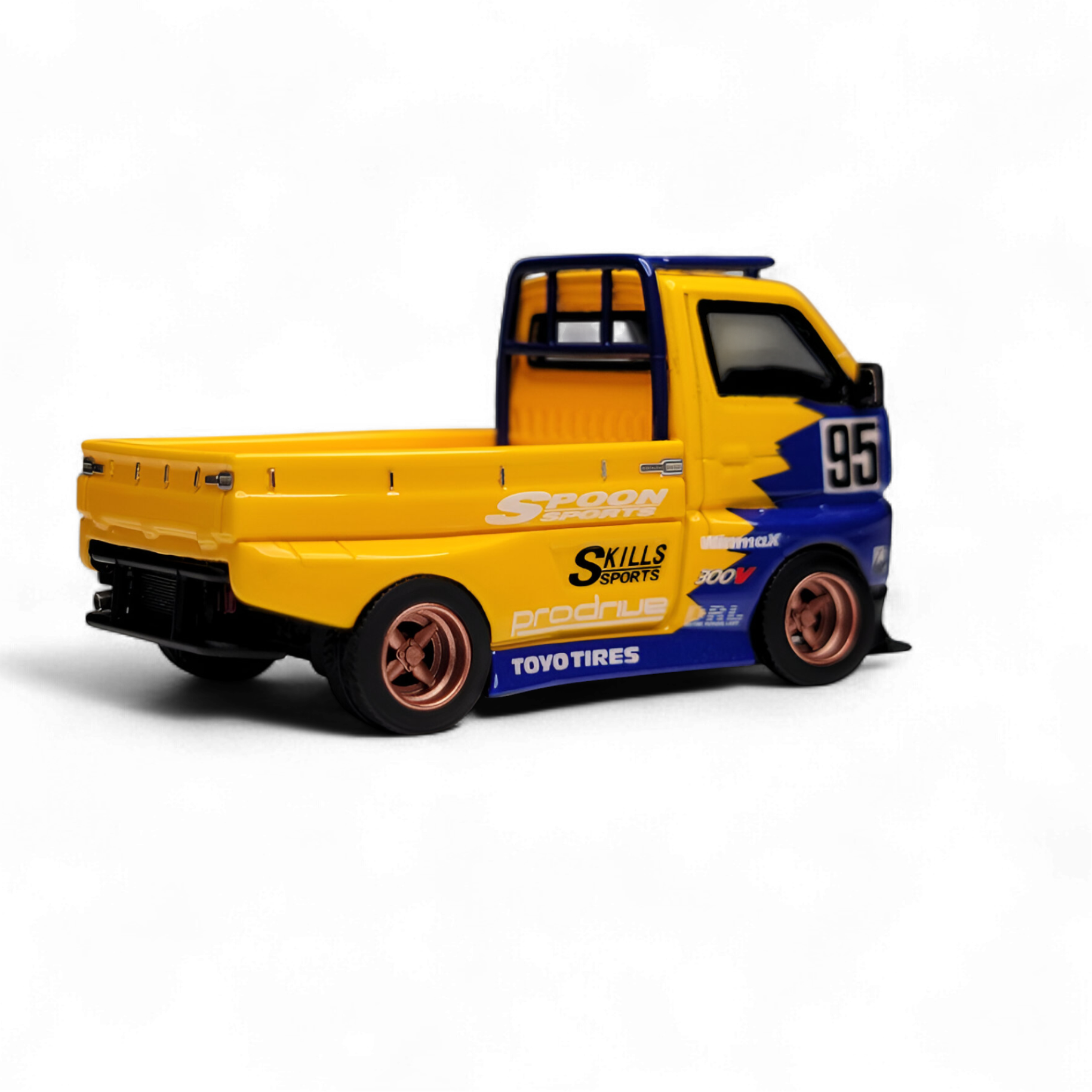 Suzuki Carry D12 Widebody 1:64 by YM Model  3