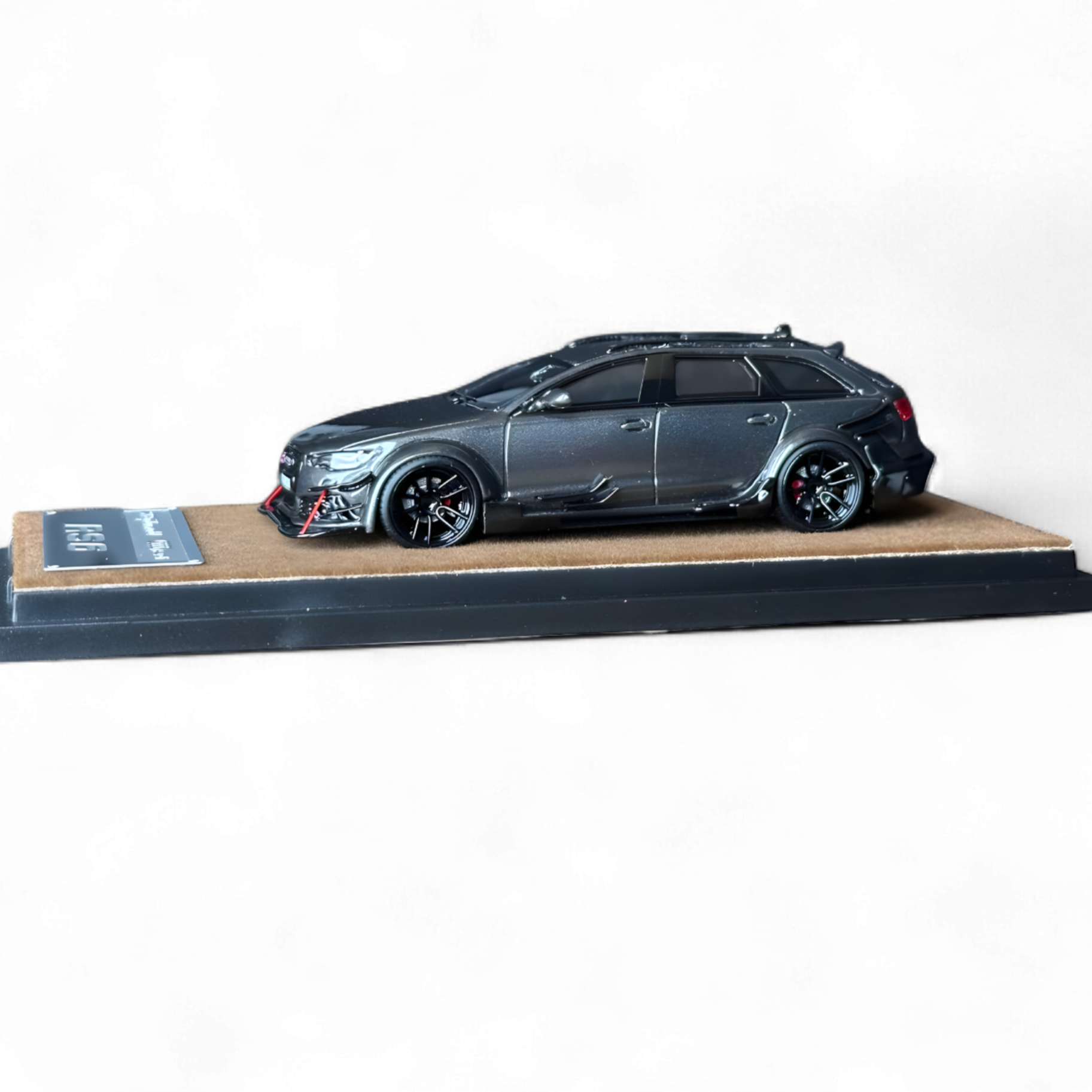 Audi RS6 Avant (C7) Crock Station wagon DTM Wide-Body Modified  - Gungrey 1/64 by Qidian Model 5