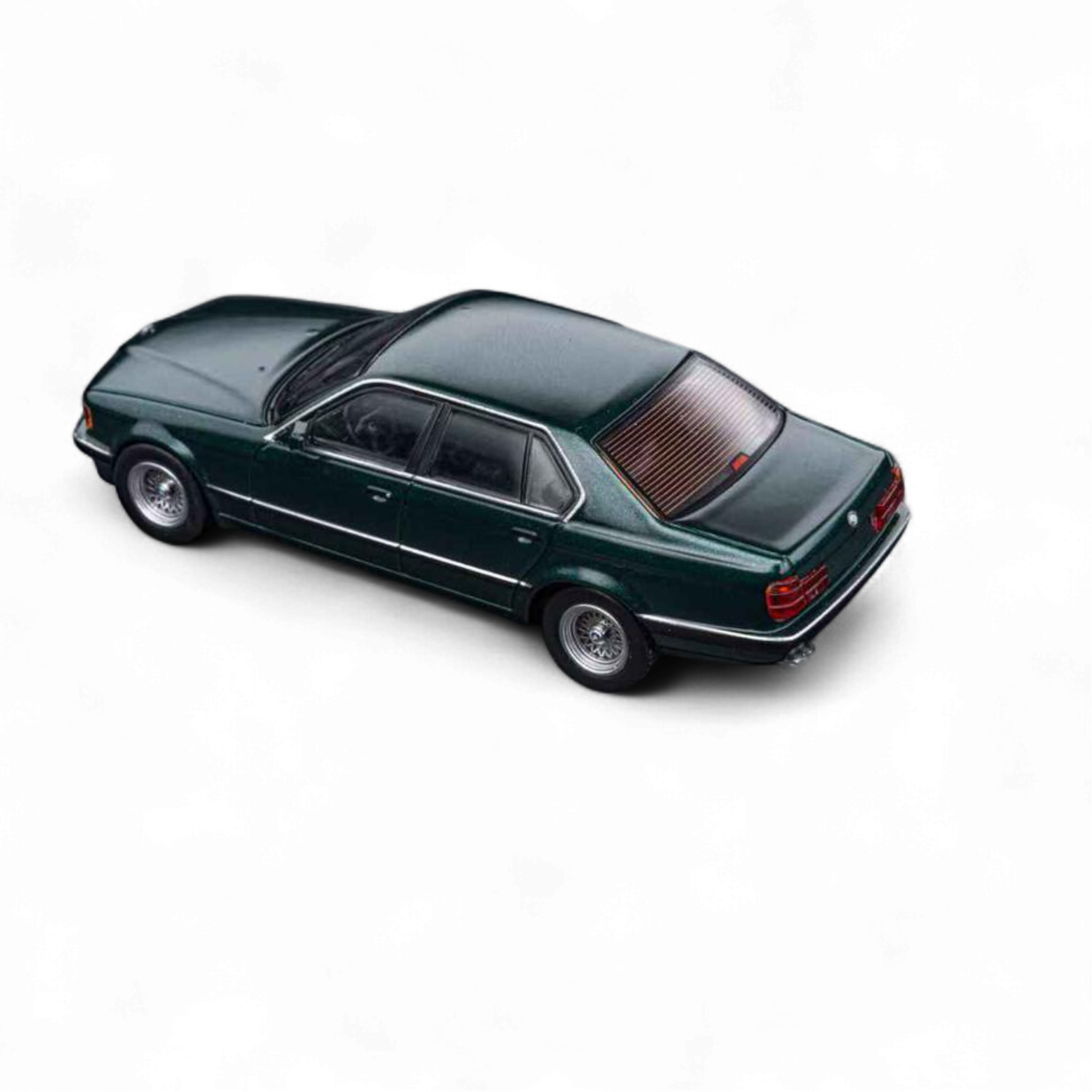 BMW E32 7-Series Sedan Oxford Metallic Green 1:64 by DCM  2