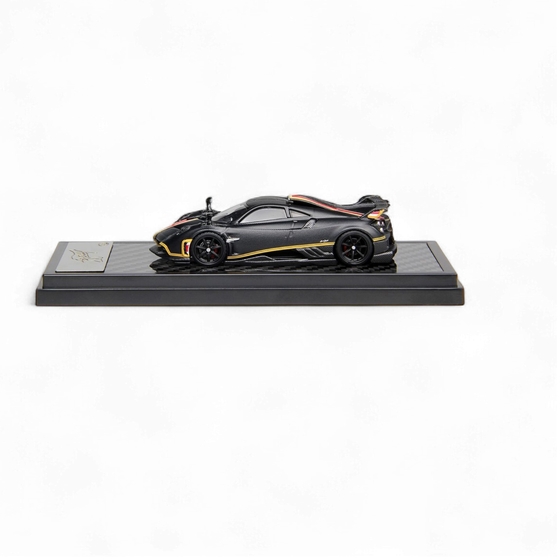 Pagani Imola Matte Black Carbon 1:64 by LCD 
 4