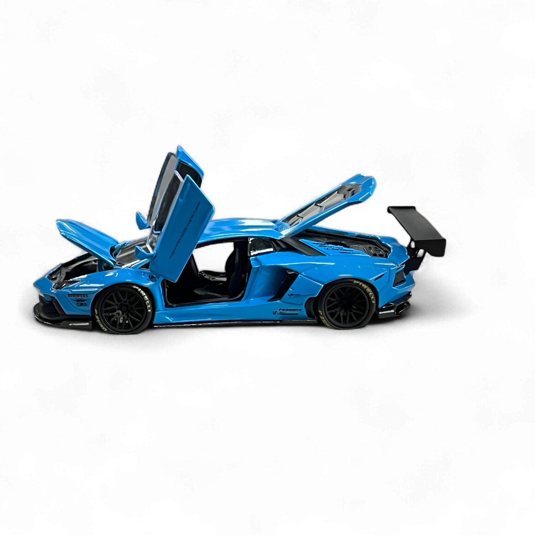 Lamborghini LP700-4 BB Blue 1:64 by Pgm  8