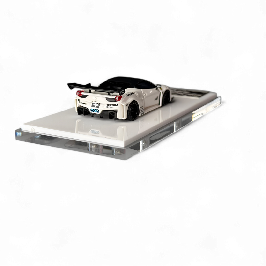 Ferrari 458 GT LB Wide-Body 1:64 Resin by Flame  3