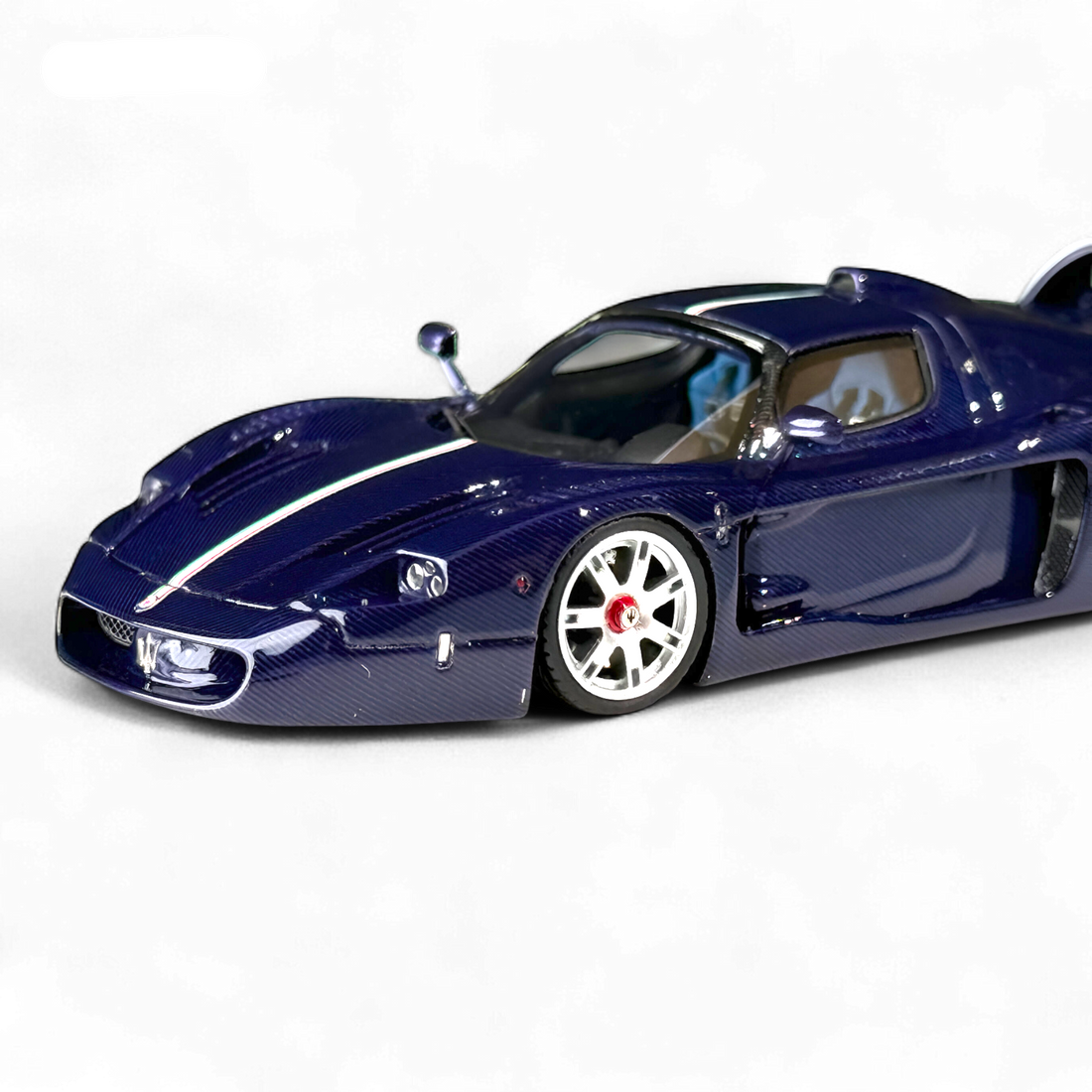Maserati MC12 Stradale Corsa Blue Carbon 1:64 by YM Model  5