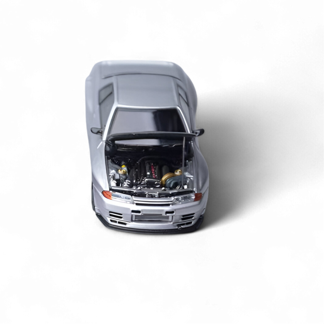 Skyline GT-R R32 Silver Garage Active 1:64 by Focal Horizon 3