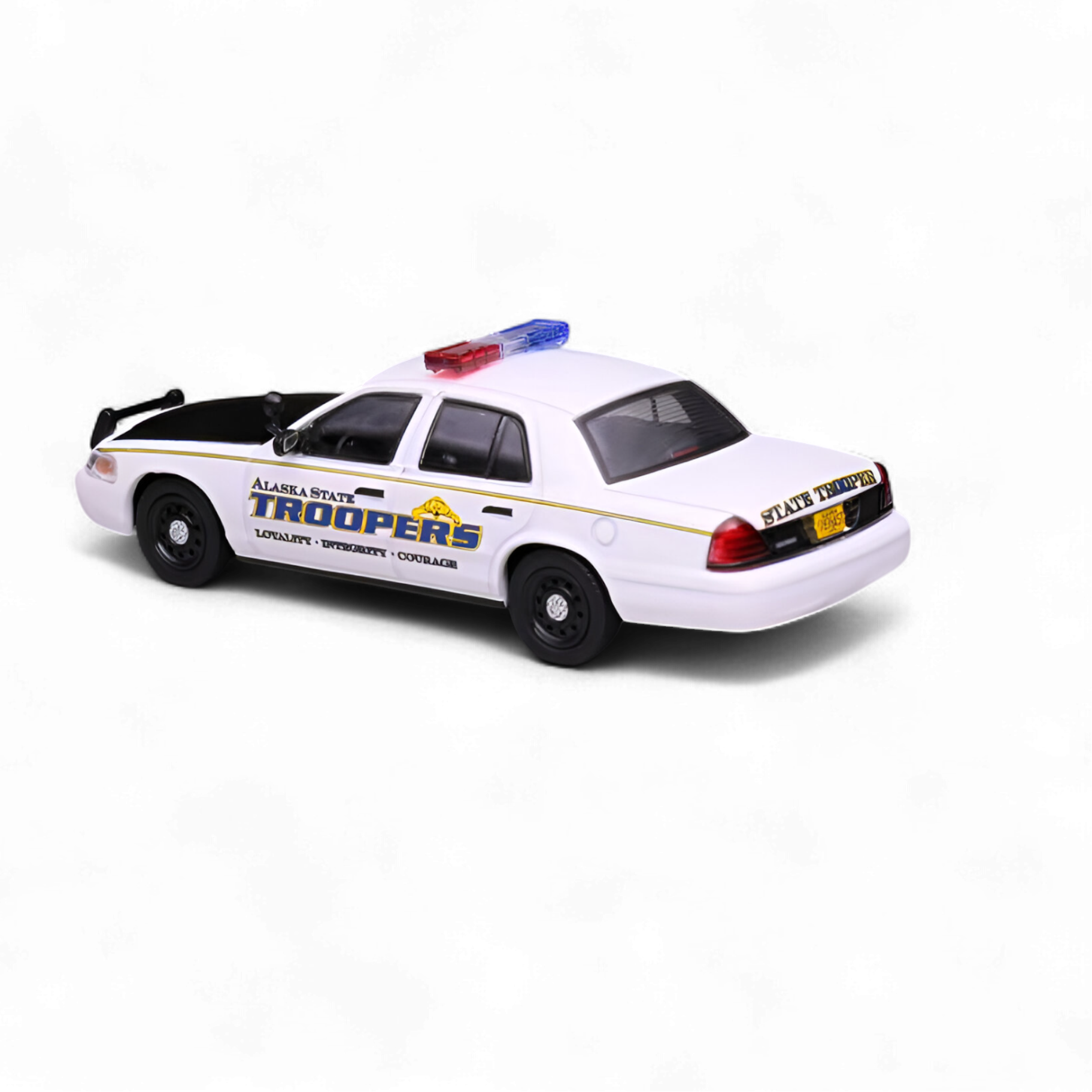 Ford Crown Victoria Alaska State Troopers 1:64 by 596  3