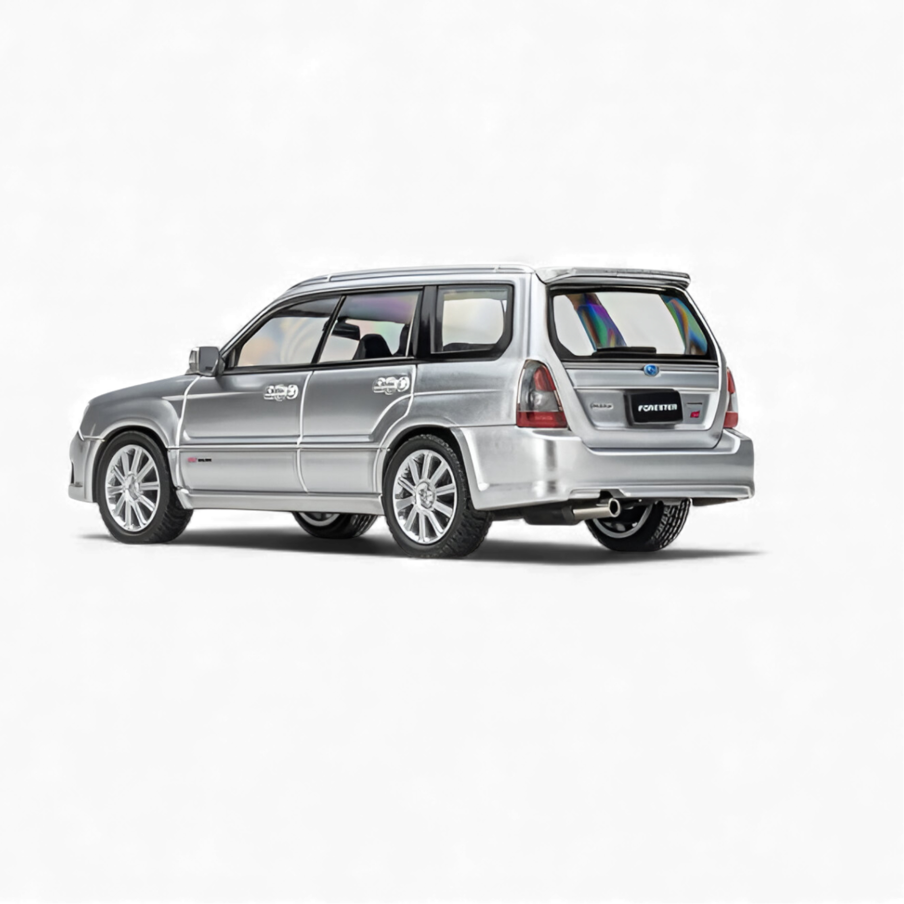 Subaru Forester Silver 1:64 by Fiberrun  6